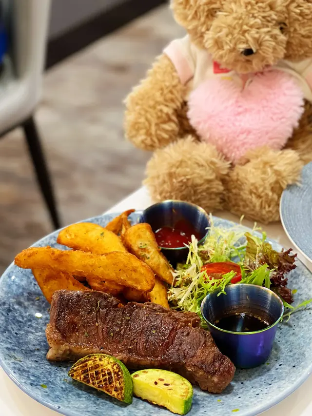 美國肩胛牛小排配薯菜 