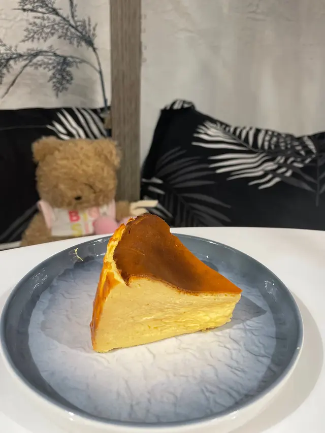 自家製巴斯克芝士蛋糕