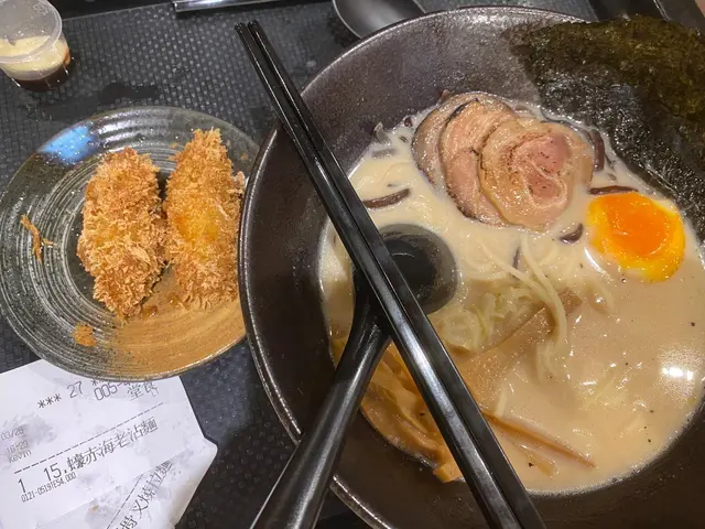 塊叉燒同隻蛋一樣咁細！🤬