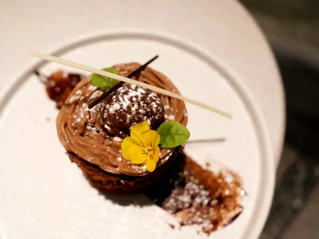 奶油粟子蓉朱古力戚風蛋糕