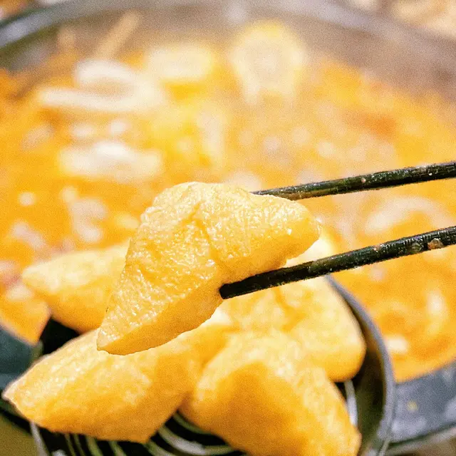 吸湯汁一流,漲卜卜咬落去仲爆汁