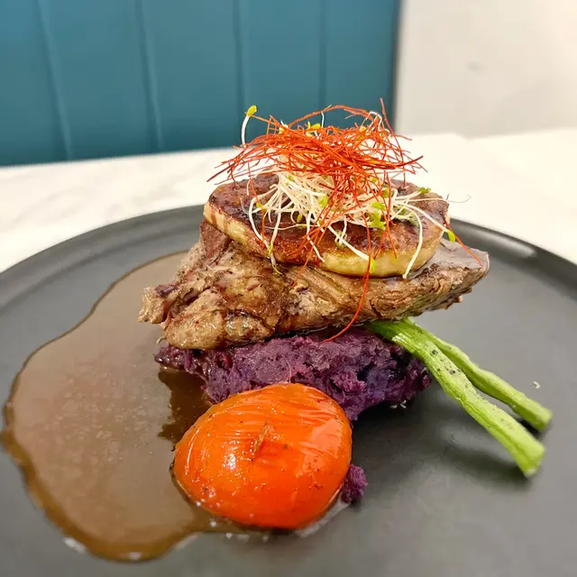 慢煮紐西蘭牛柳伴香煎砵酒鵝肝