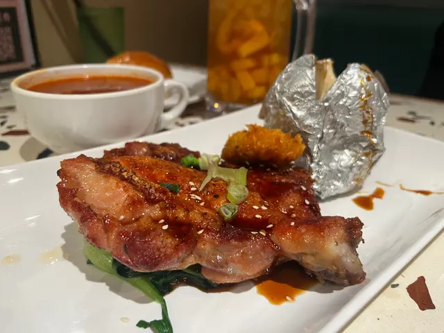 日式燒雞扒吉列蠔配薯菜