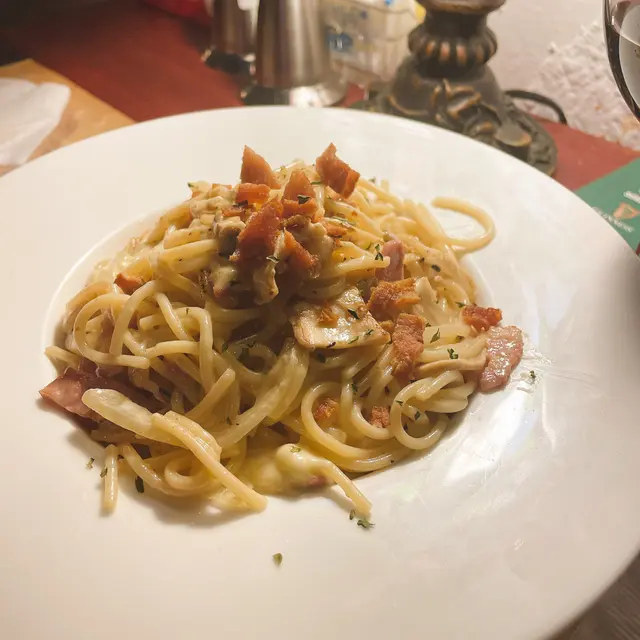 小朋友一定最鍾意食!味都唔算好濃!但係好多芝士!