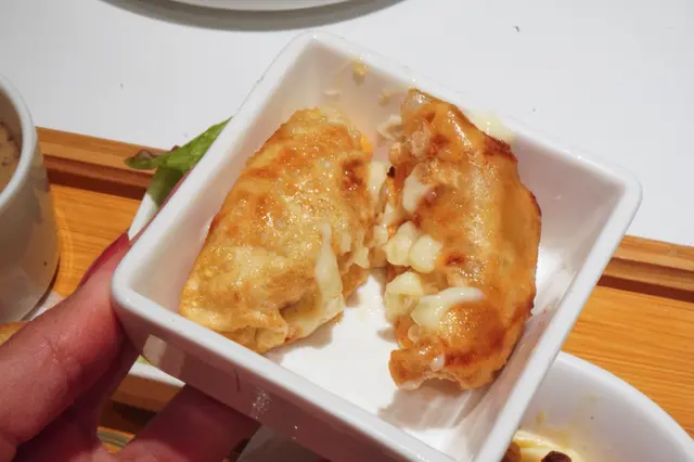 炸餃子
