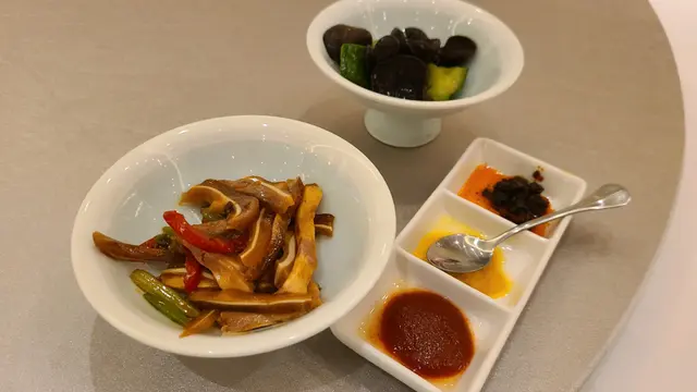 前菜來的