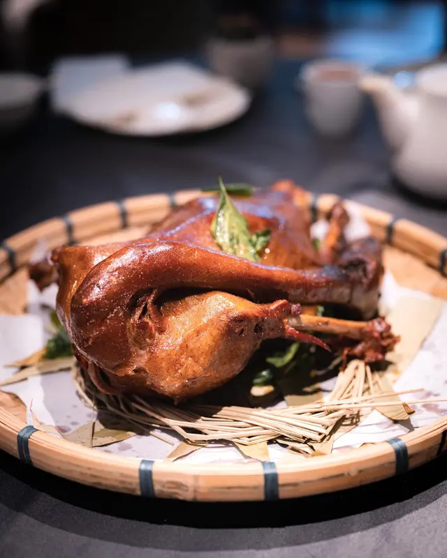 樟木煙燻黑腳鵝