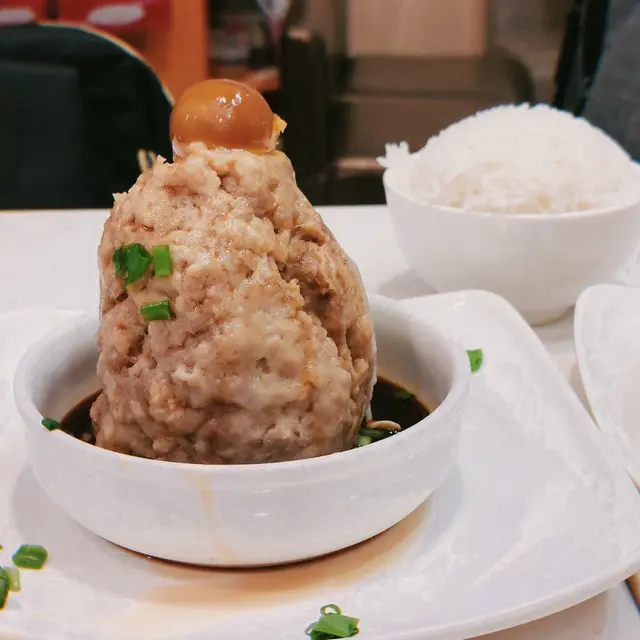 鹹蛋蒸肉餅（晚餐）