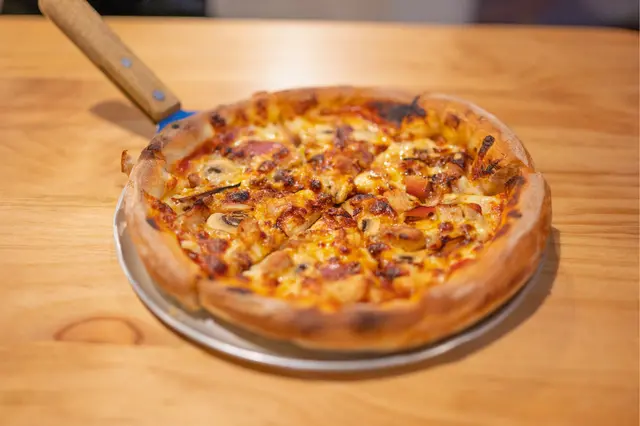 BBQ醬烤雞磨菇薄餅