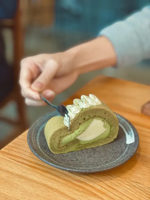 若竹抺茶奶凍卷蛋