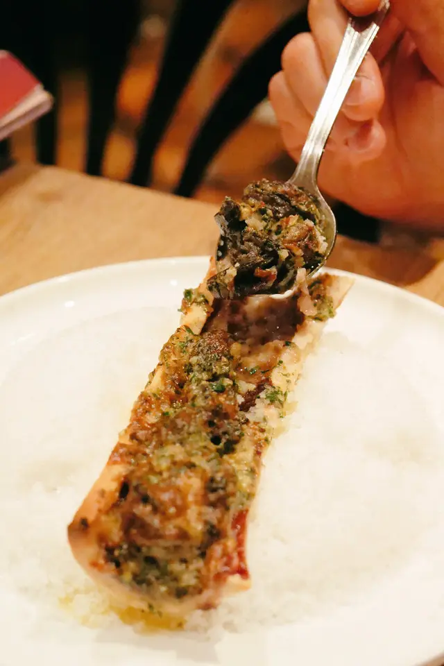 焗香草田螺牛骨髓