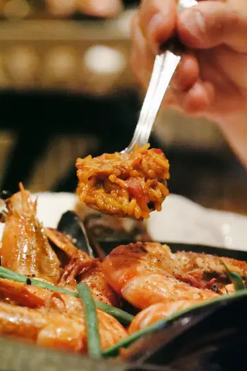 西班牙大蝦海鮮焗飯