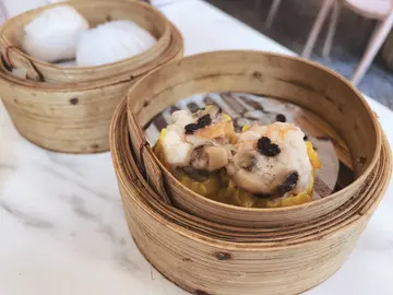 黑松露北菇烧卖皇