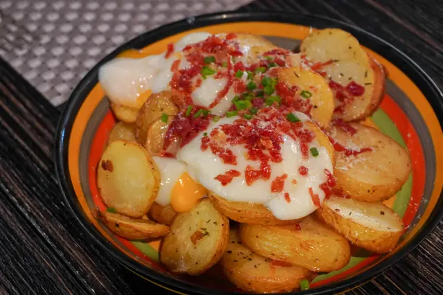 Huevos Rotos.Broken Eggs