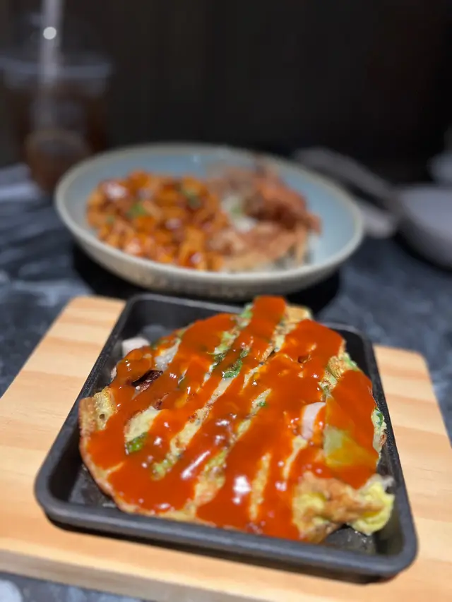 蚵仔煎配海山醬