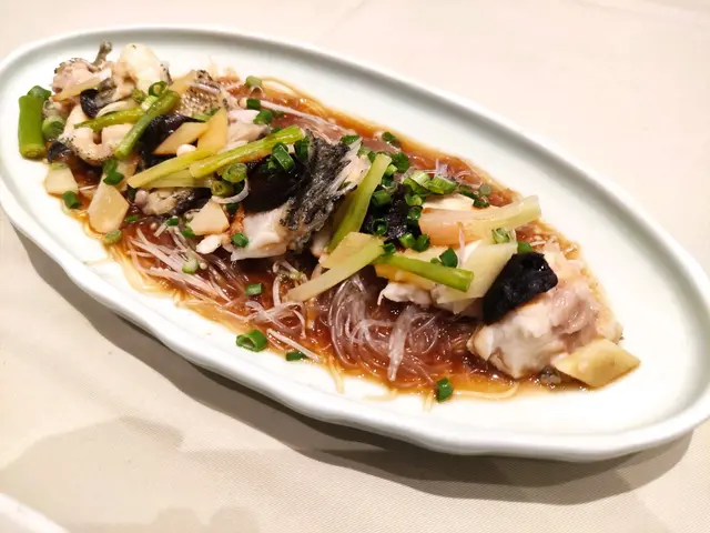 黑蒜蒸龍躉頭腩