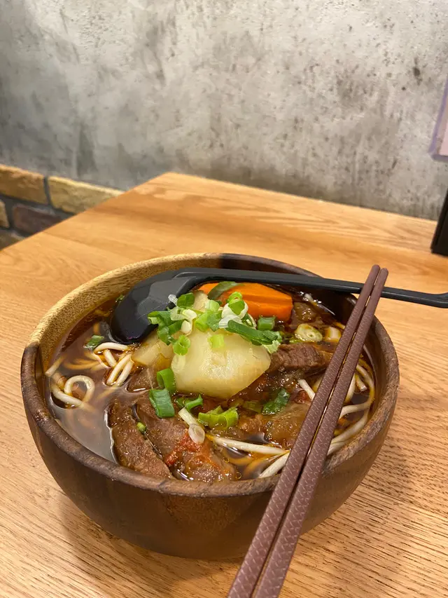 紅燒牛肉麵