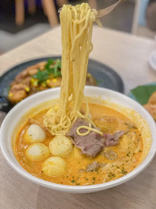 新加坡魚蛋肥牛喇沙