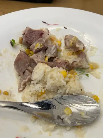 粟米肉粒饭