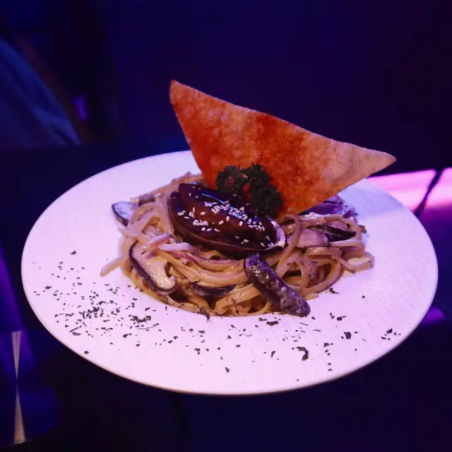 磯燒鮑魚黑松露扁意粉