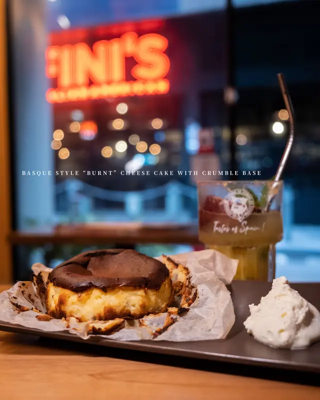 Basque Style “Burnt” Cheesecake with Crumble Base