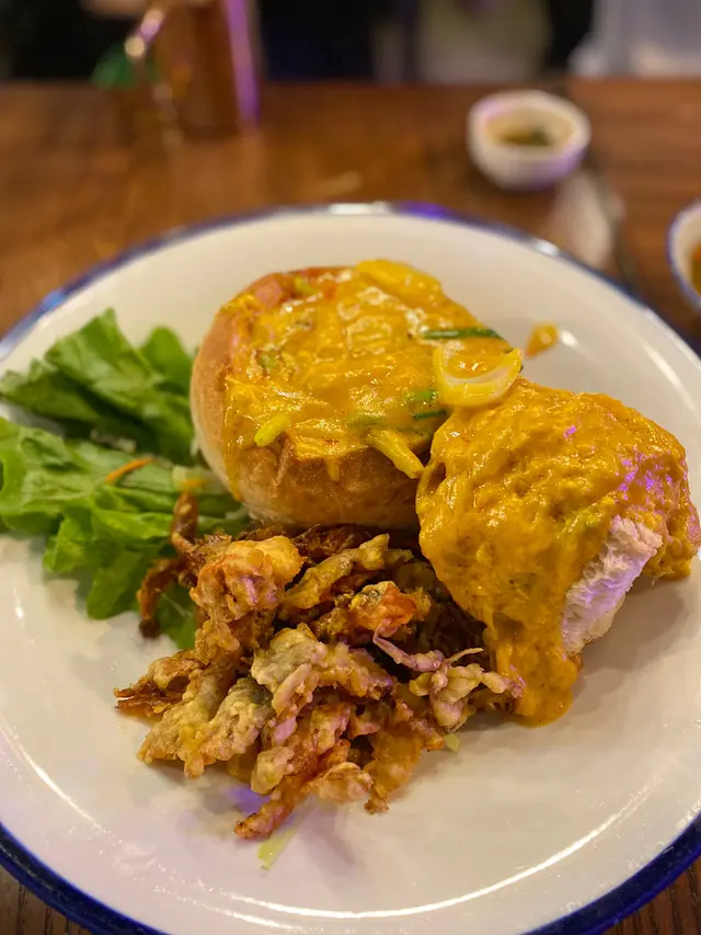 泰皇咖喱法包軟殼蟹