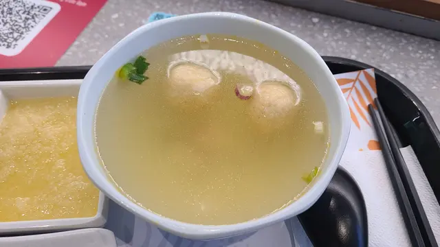 蘇東魚丸雞湯