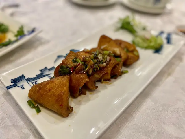 頭抽鷹倉魚片