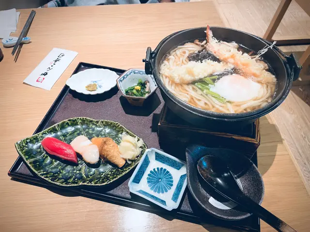 鍋燒烏冬定食