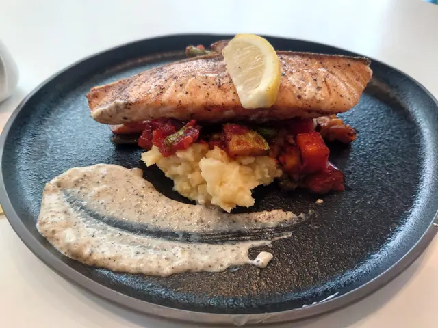 係個魚熟咗少少 but apart from that, almost perfection