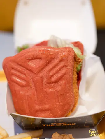 蟹肉牛油果漢堡