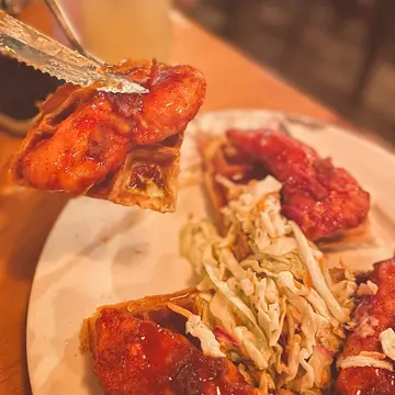 BBQ chicken & waffles