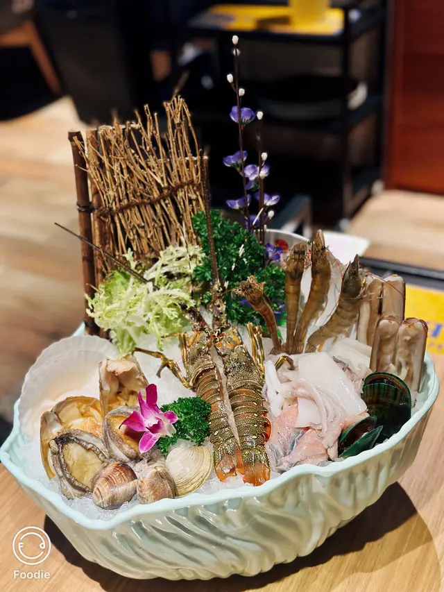 波士頓龍蝦海鮮盤
