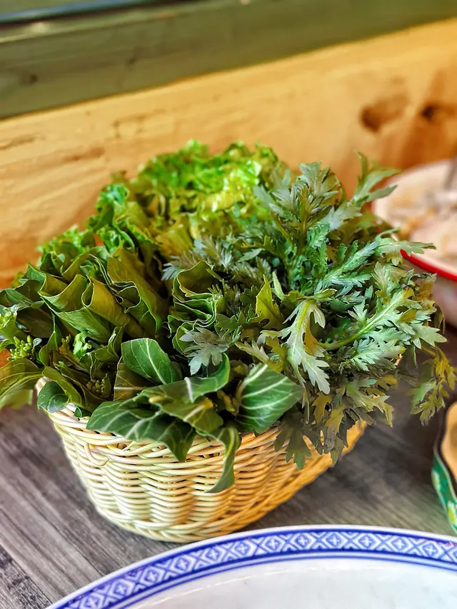 本地有機農場推介當日精選菜拼盤