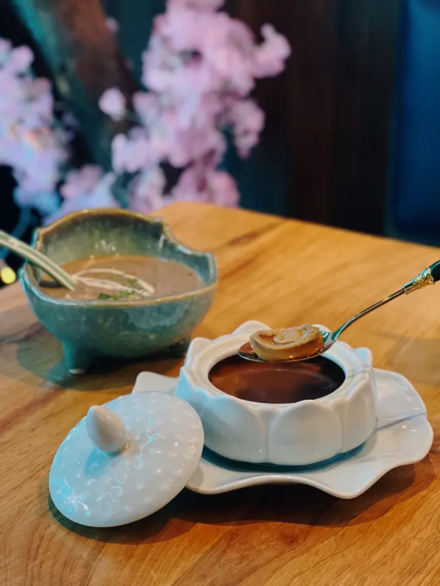 招牌足料燉佛跳牆