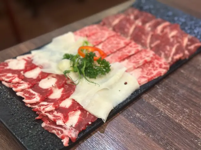 牛拼盤