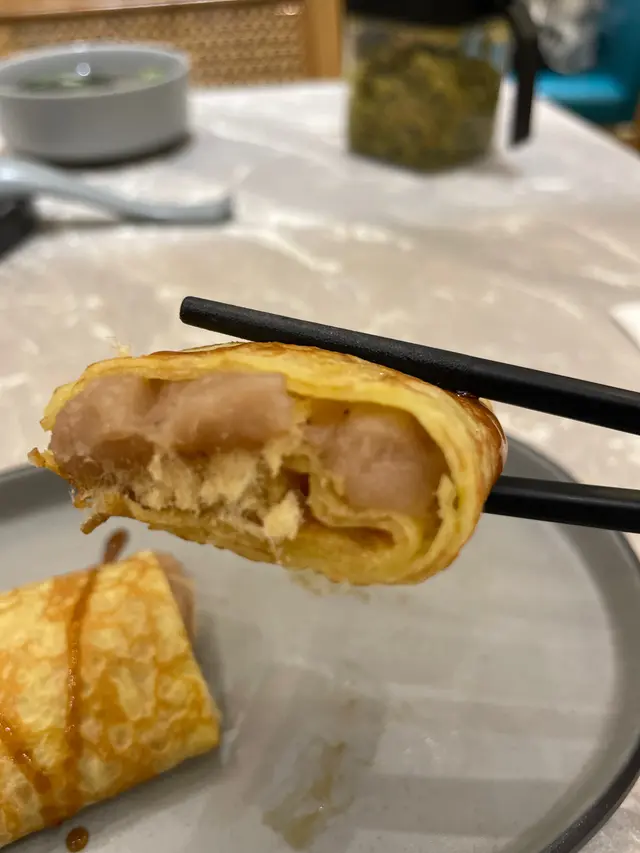 古早芋泥肉鬆蛋餅