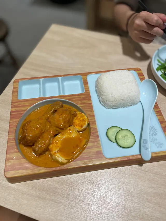 辣tuti雞配厚切豆腐