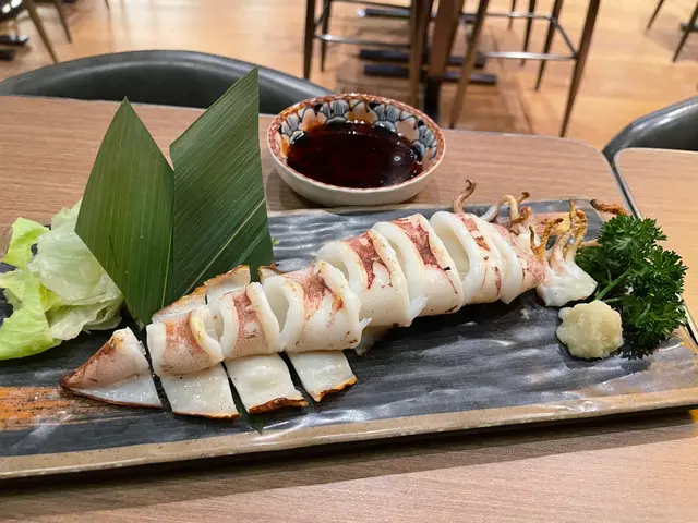 汁燒原隻火箭魷