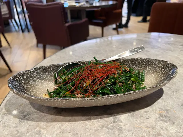 蒼蠅頭爆炒韭菜花