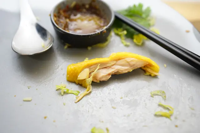 招牌去骨泰式海南雞飯(油飯)轉全脾