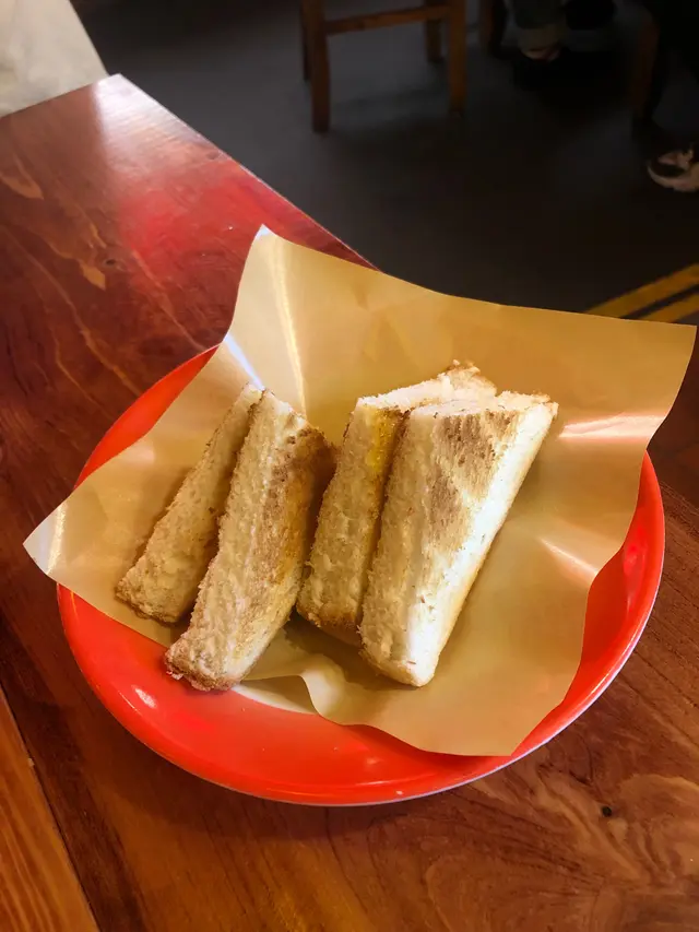 跟魚蛋魚角麵的套餐一齊