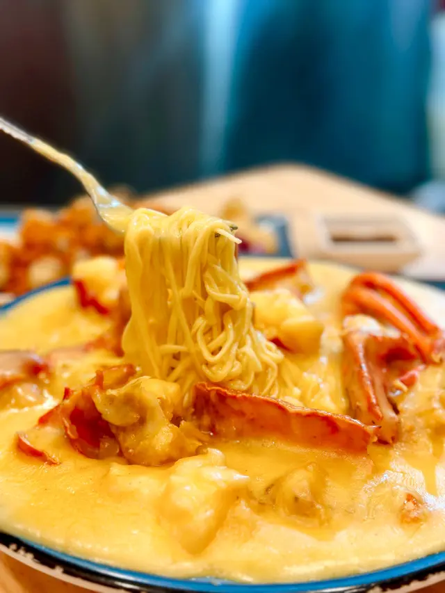 招牌西澳龍蝦伊麵