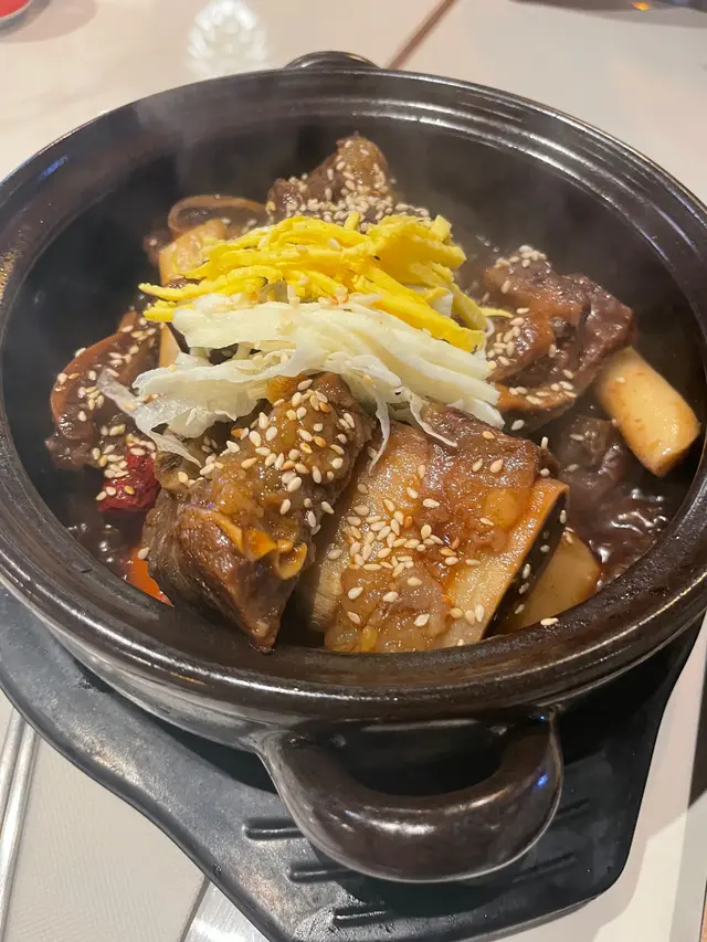 燉牛排骨