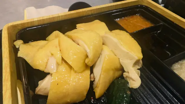 無骨海南雞飯