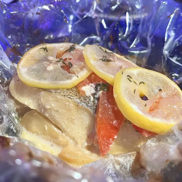 比目魚出名肉質嫩滑,檸檬白汁更加開胃✅✅