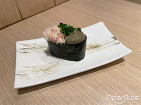 蟹肉蟹膏軍艦 - 沙田的梅丘壽司の美登利総本店