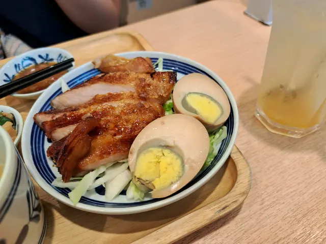 香烤焦糖滷豬頸肉