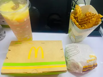 烤雞腿凱撒沙律大大啖套餐