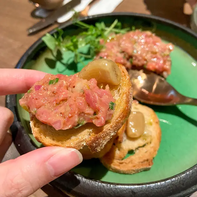 招牌生牛肉他他